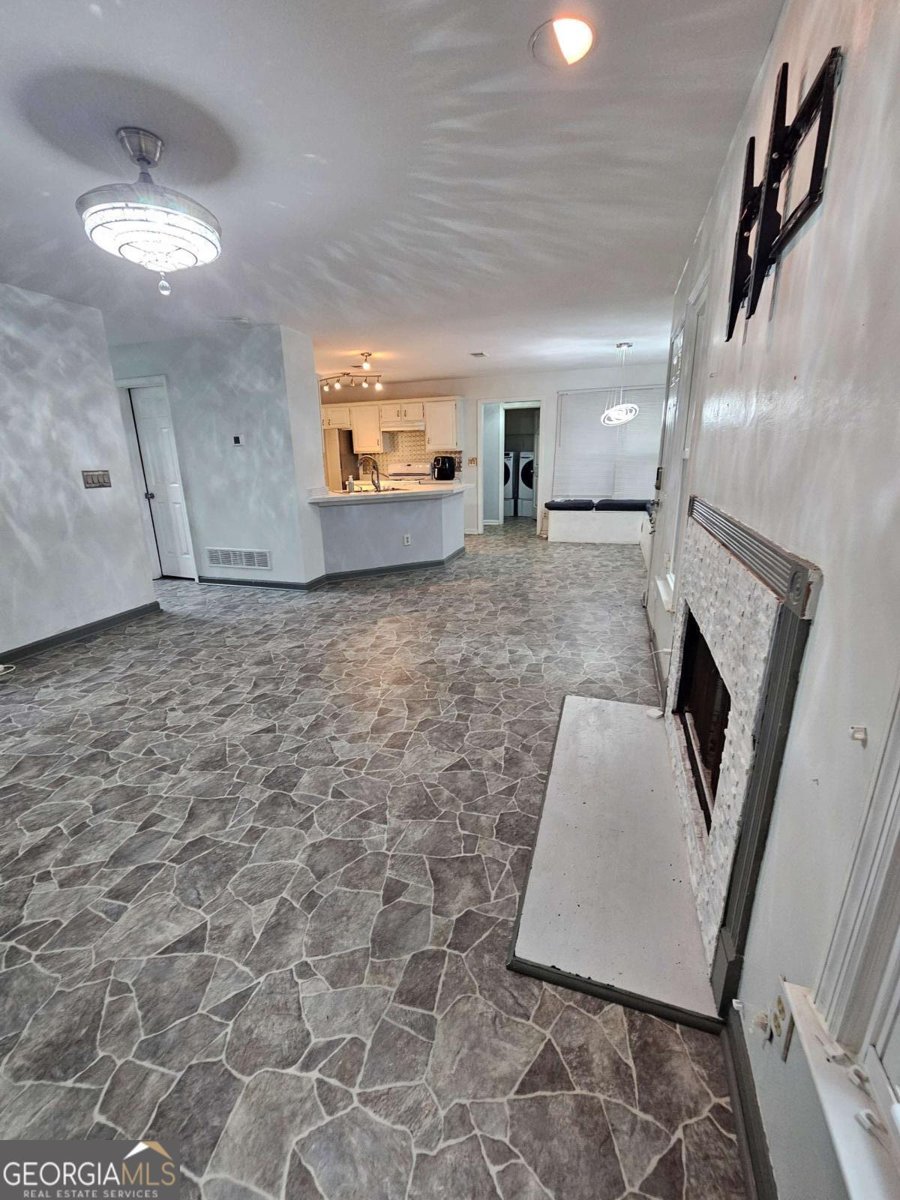 539 Riverbirch Trace Stone Mountain - 1