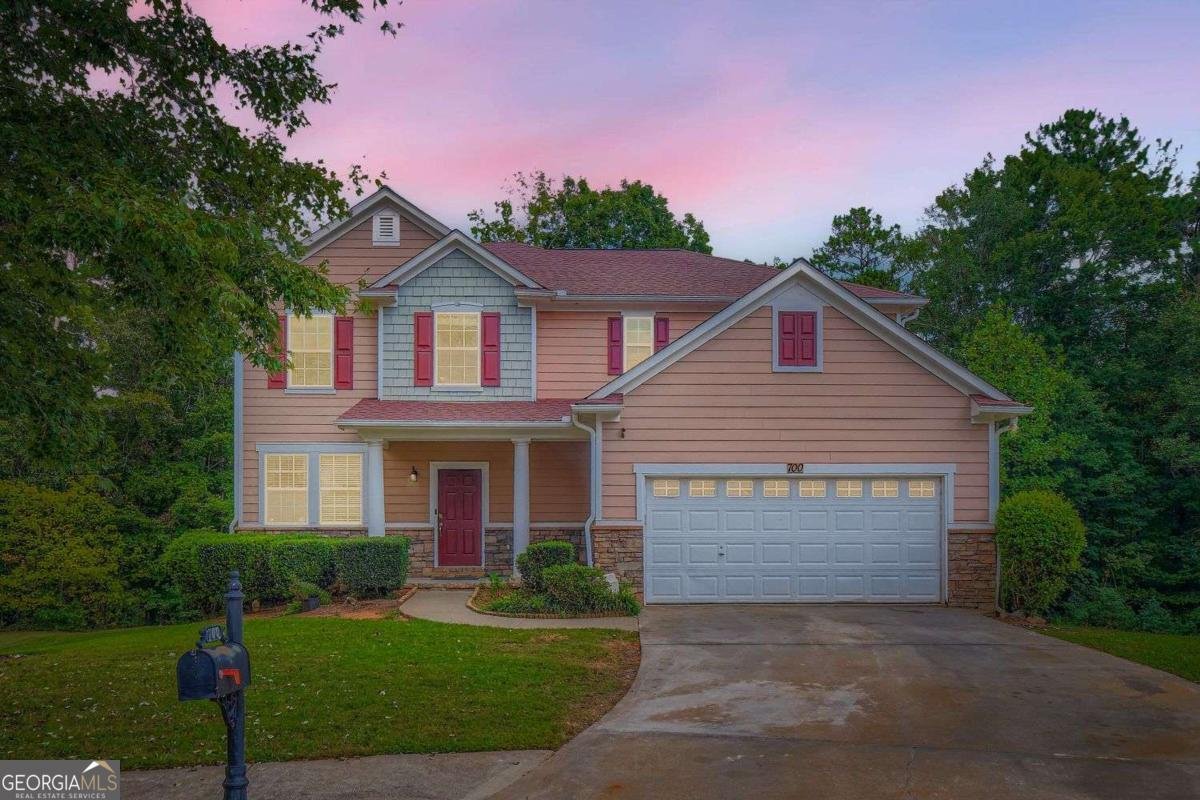 700 Kirkly Way Fairburn - 1
