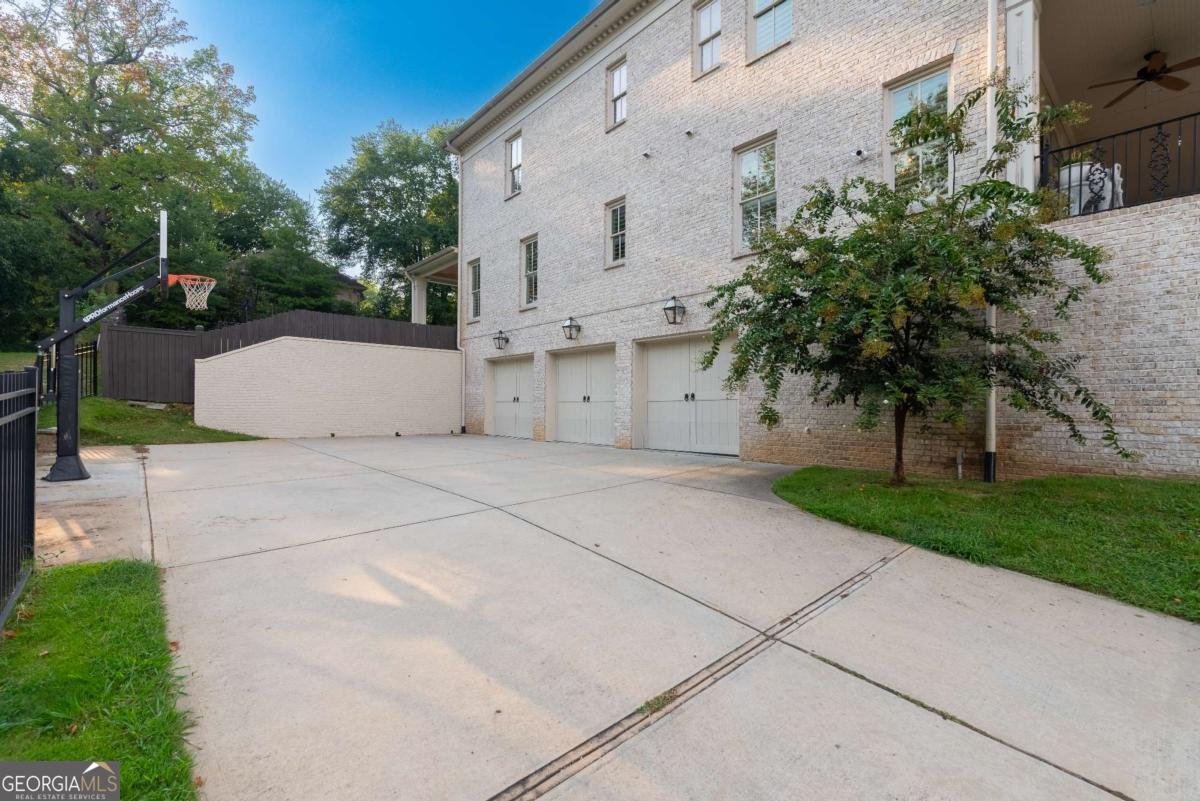790 Lakeview Avenue Atlanta - 6