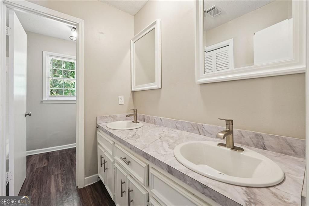 3910 Lisas Drive Marietta - 19