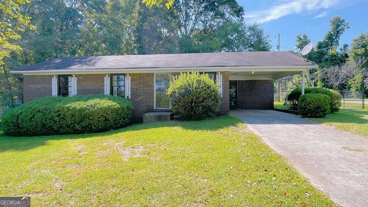 122 Barnesville Road Griffin - 1