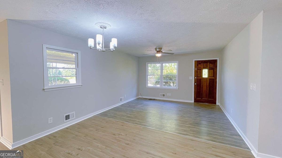 122 Barnesville Road Griffin - 4