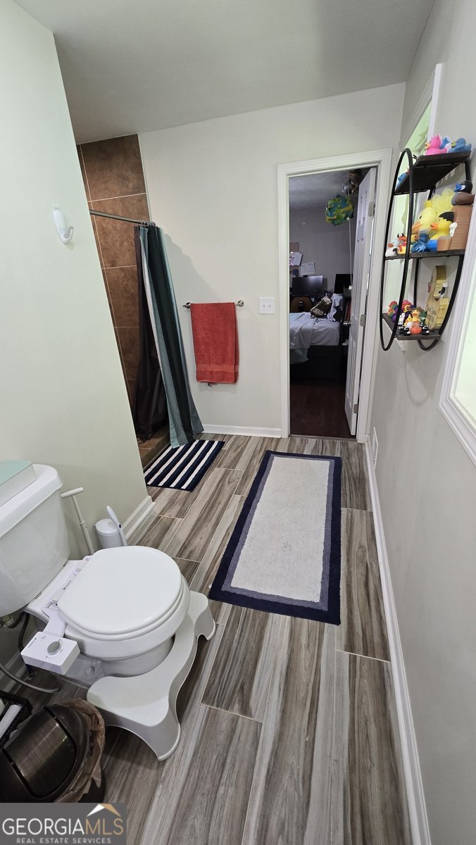 1228 Woodleigh Road Marietta - 27