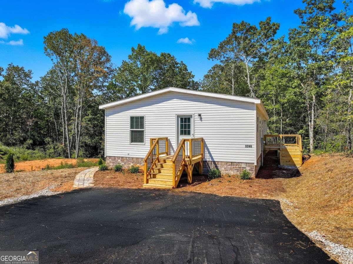 3246 Baker Road Gainesville - 33