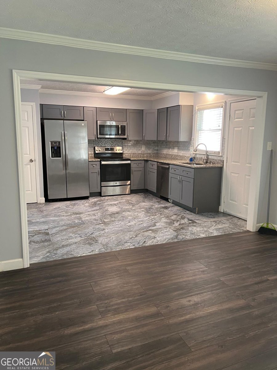 234 Walter Way Stone Mountain - 4
