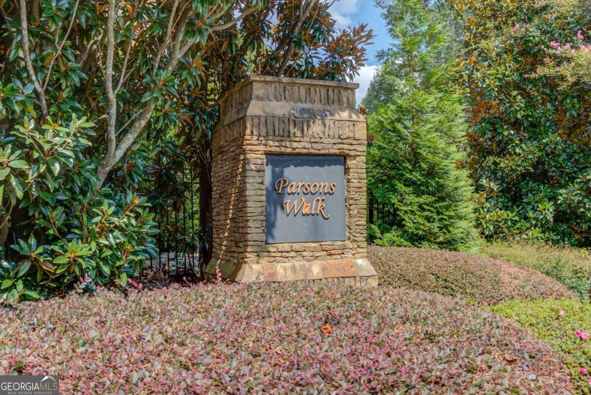 10595 Highgate Manor Court Duluth - 1