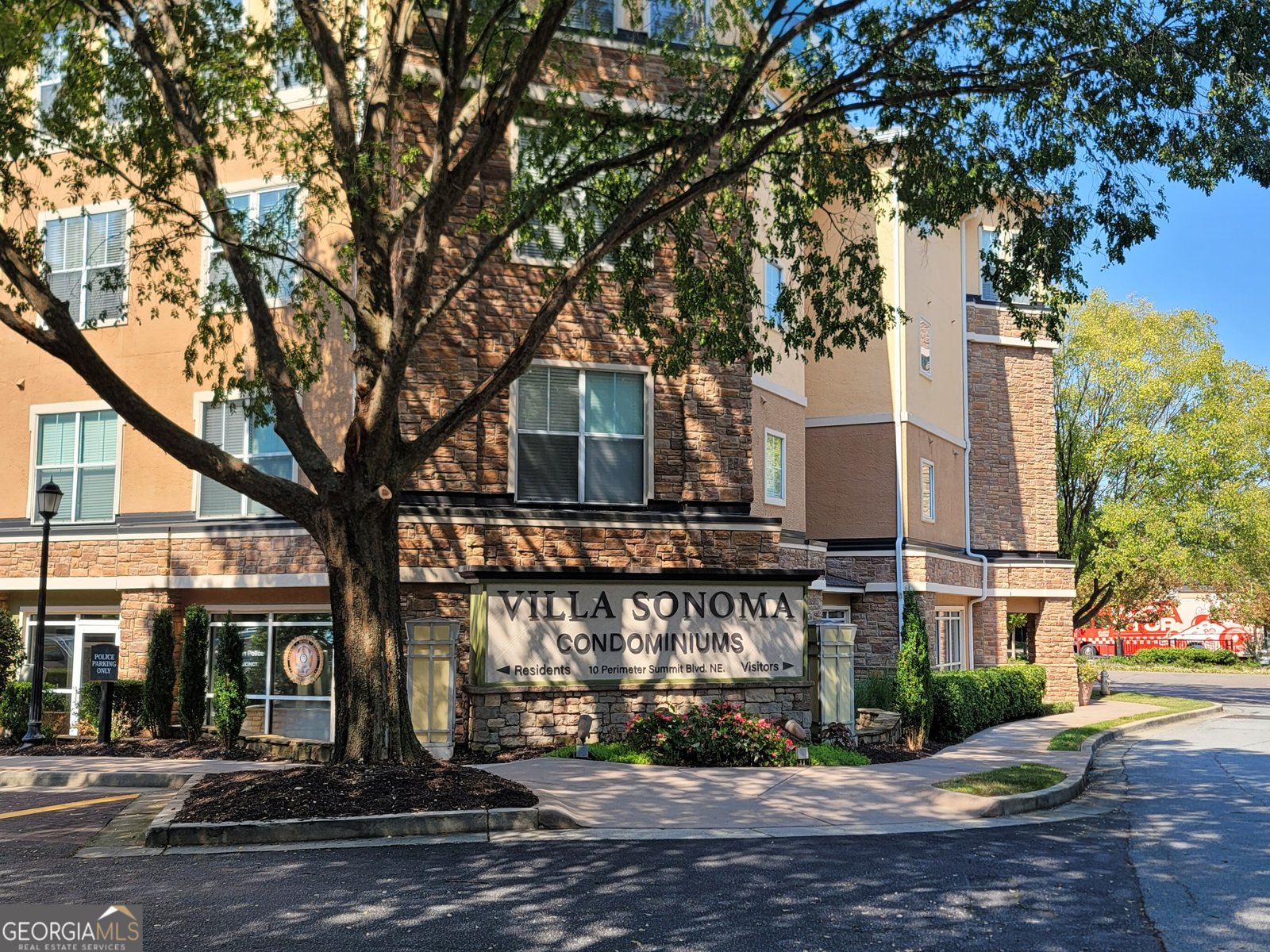 10 Perimeter Summit Boulevard Brookhaven - 24