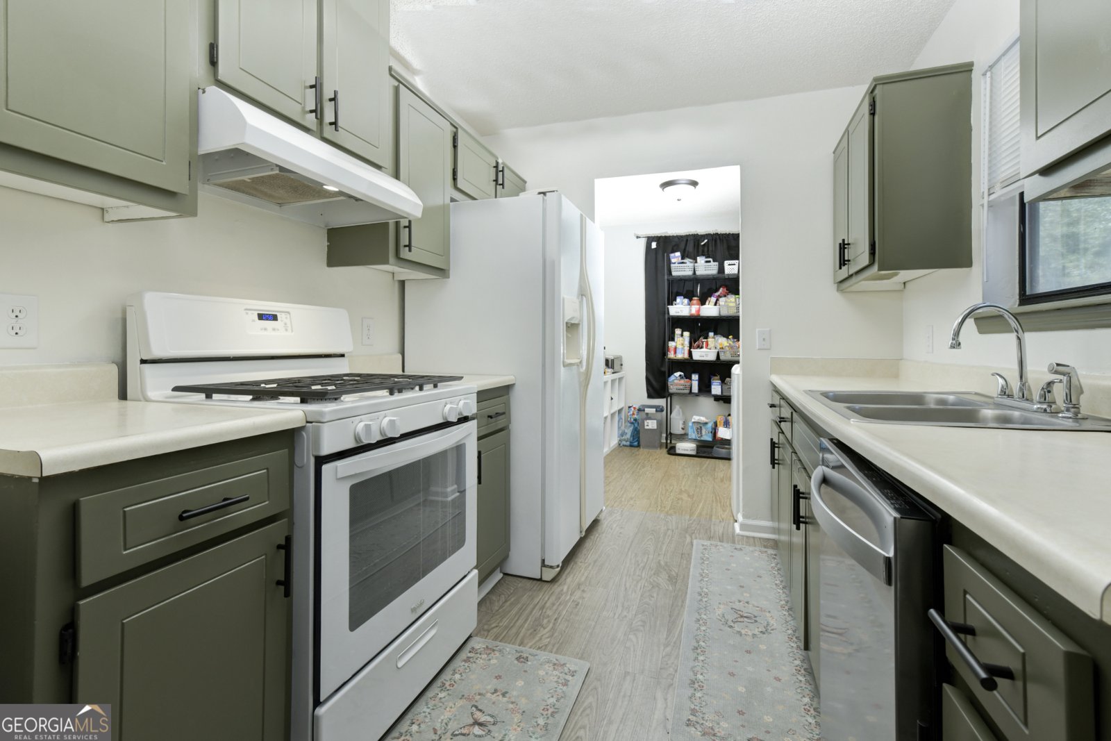 107 Sunnyside Drive St. Marys - 13