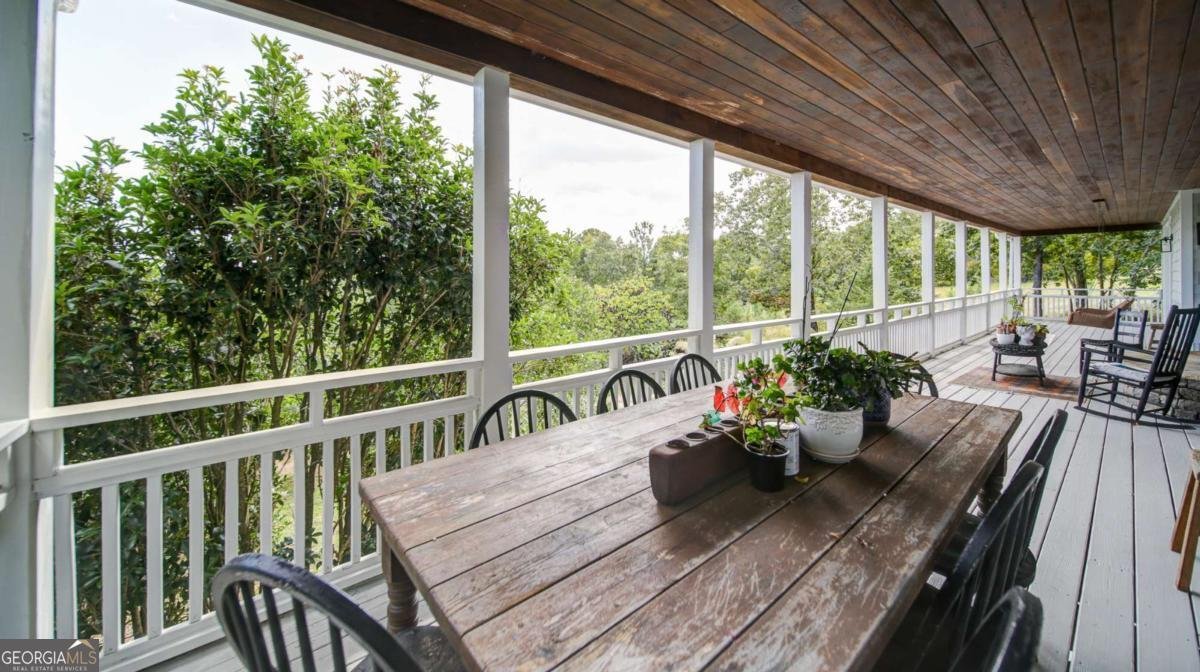 2216 Trammel Road Cumming - 9