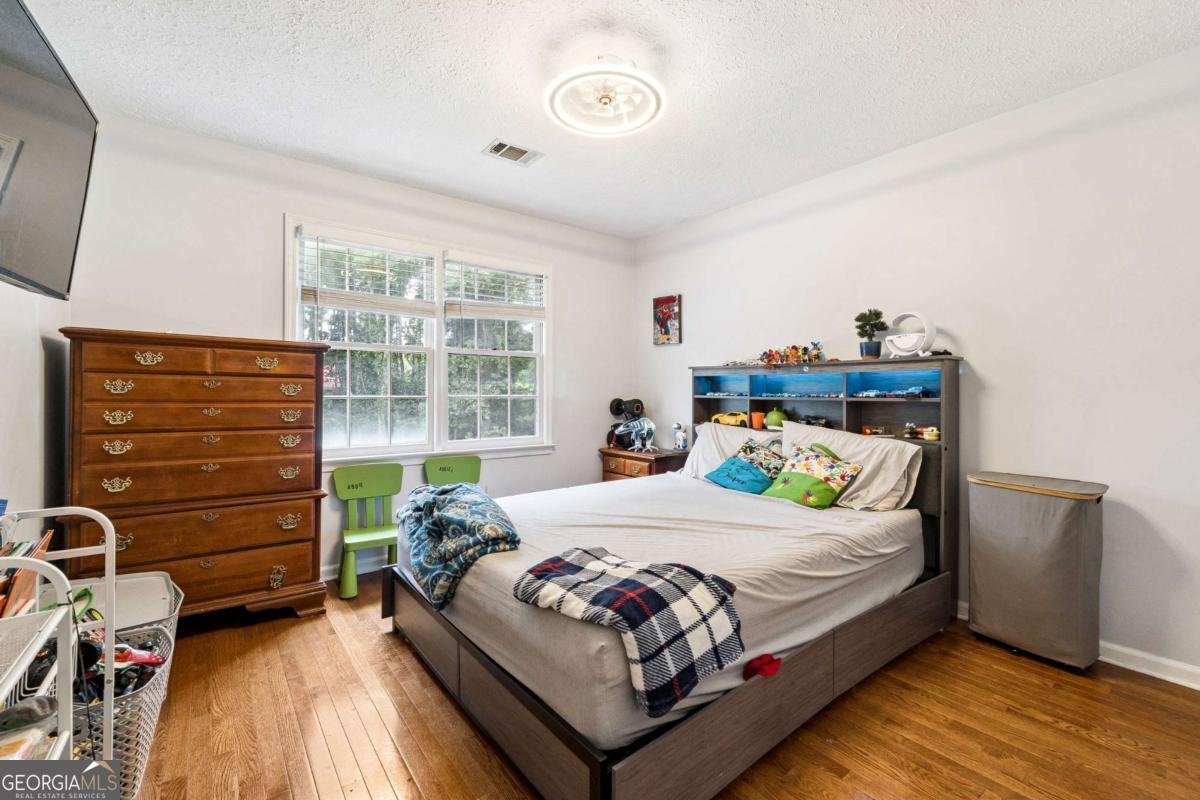 1118 Saybrook Circle Lilburn - 25