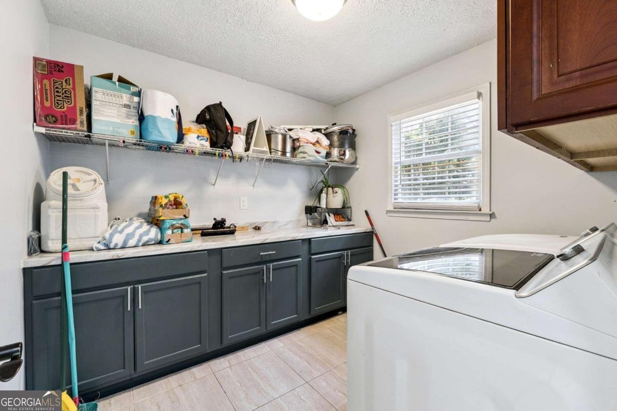 1118 Saybrook Circle Lilburn - 35
