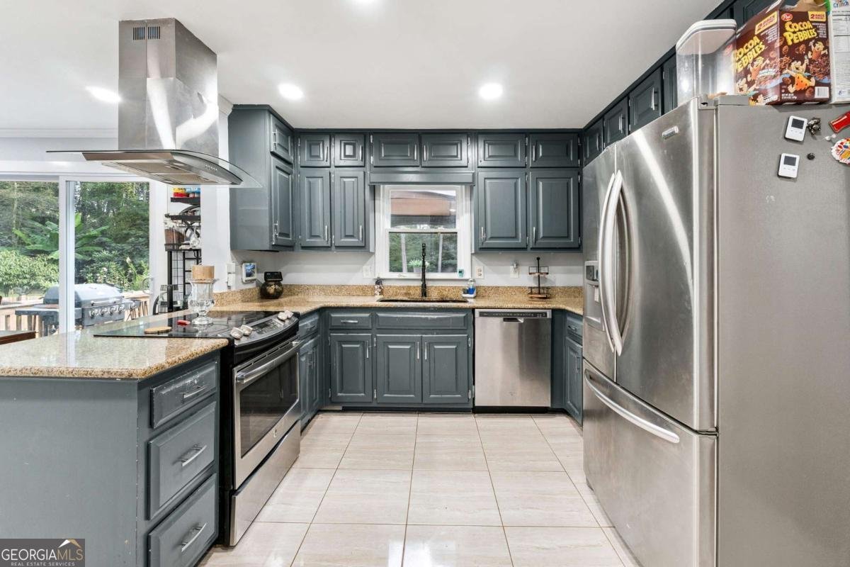 1118 Saybrook Circle Lilburn - 9