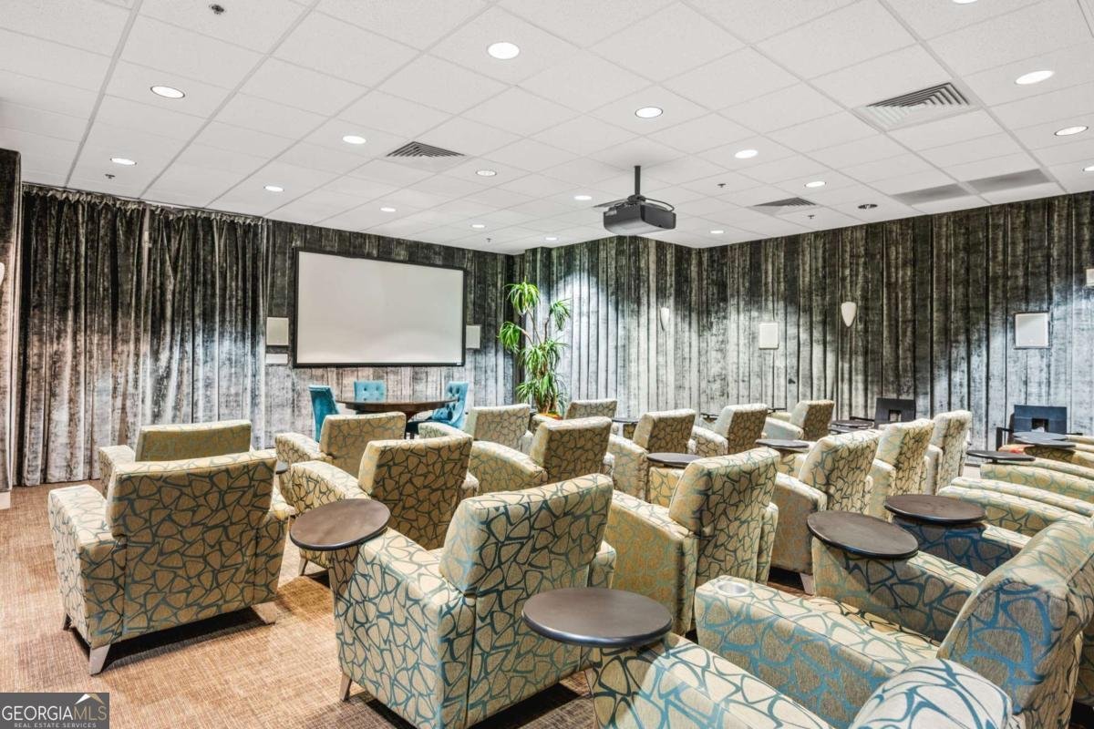 711 Cosmopolitan Drive Atlanta - 29