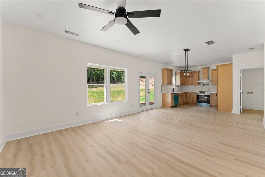 176 Llewellyn Street Clarkesville - 5