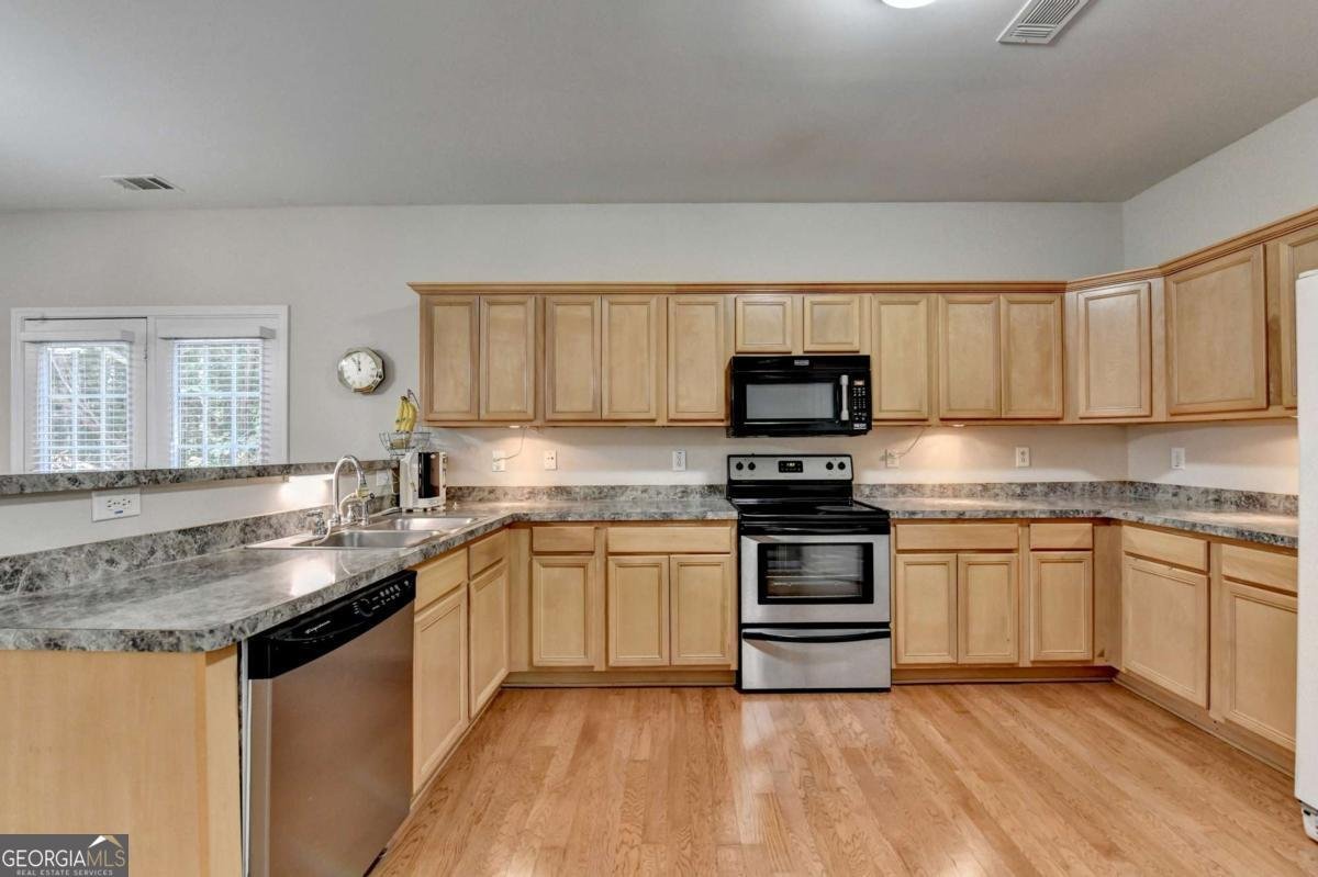 2749 Suttonwood Way Buford - 15
