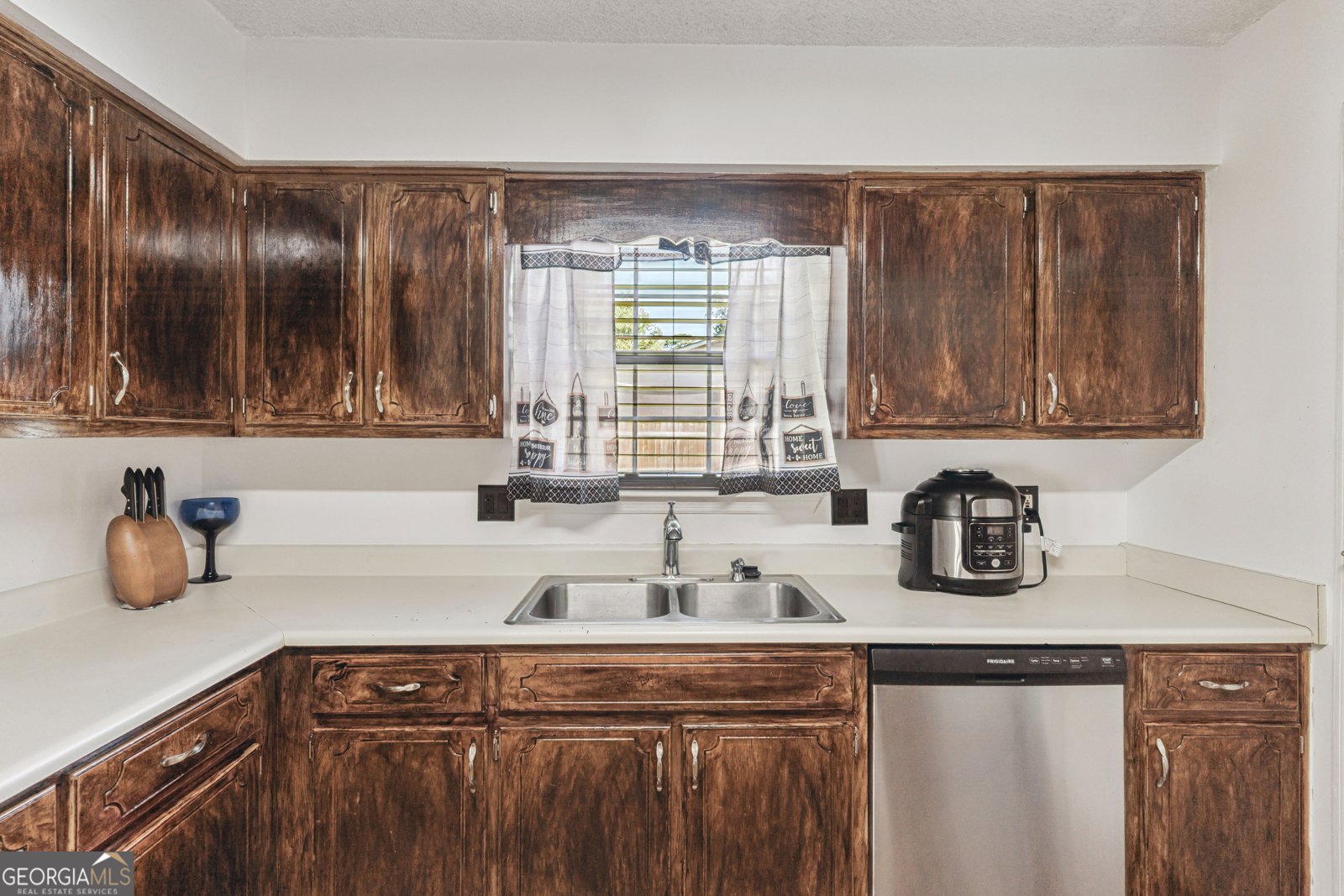105 Royal Way Kingsland - 11