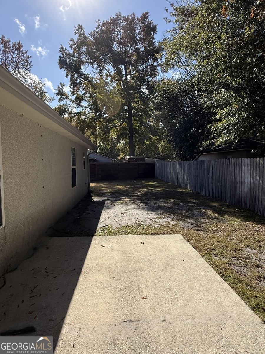 105 Royal Way Kingsland - 29