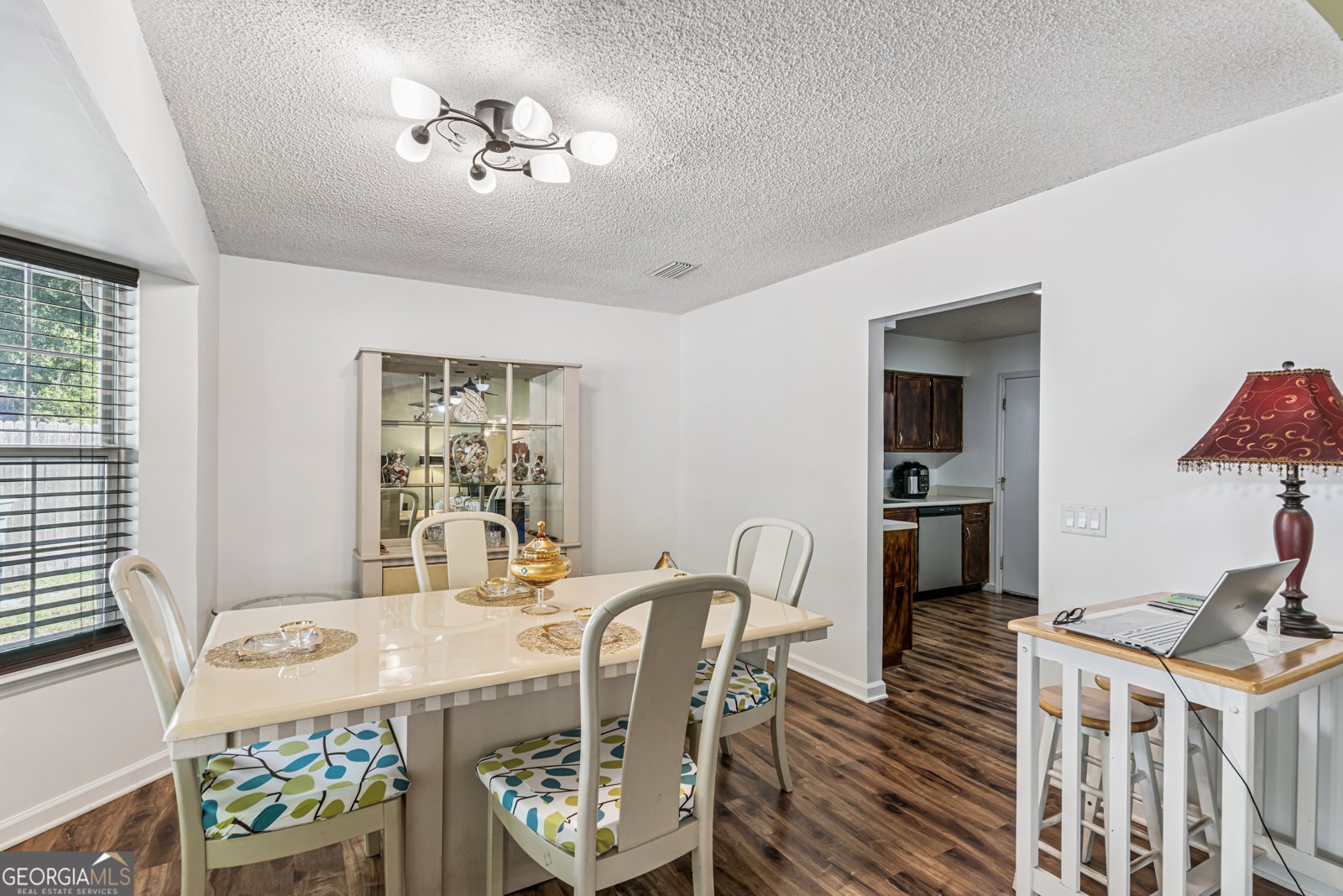 105 Royal Way Kingsland - 8