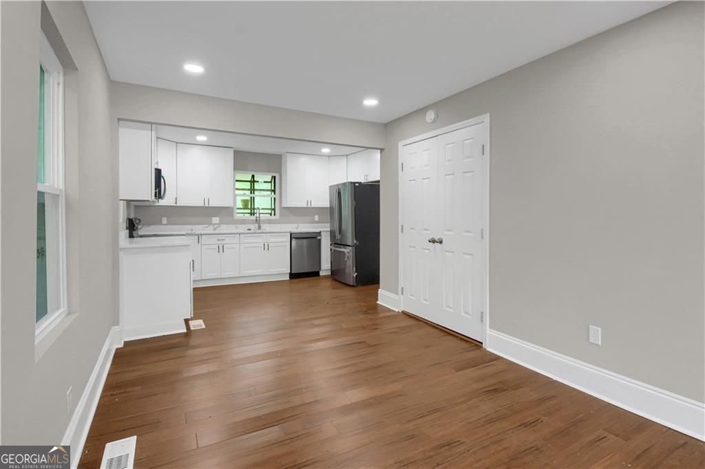 444 Sargent Drive Atlanta - 12