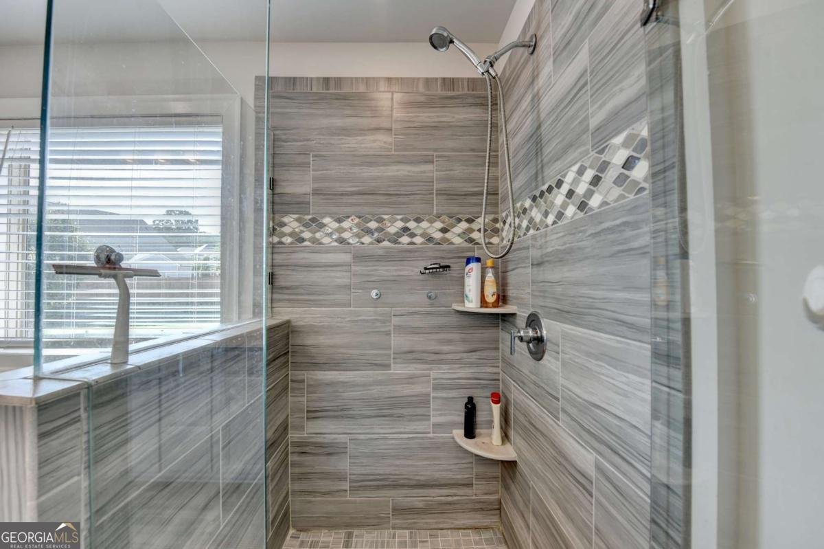 5671 Arbor Green Circle Sugar Hill - 33