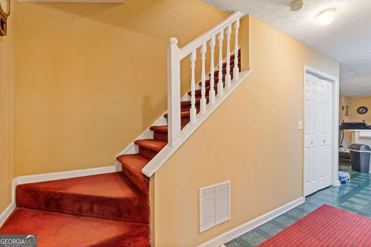 8345 Shadow Creek Drive Bethlehem - 14