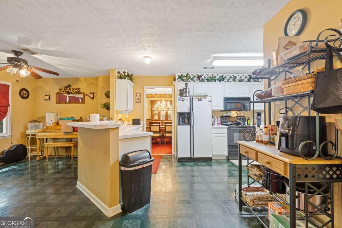 8345 Shadow Creek Drive Bethlehem - 8