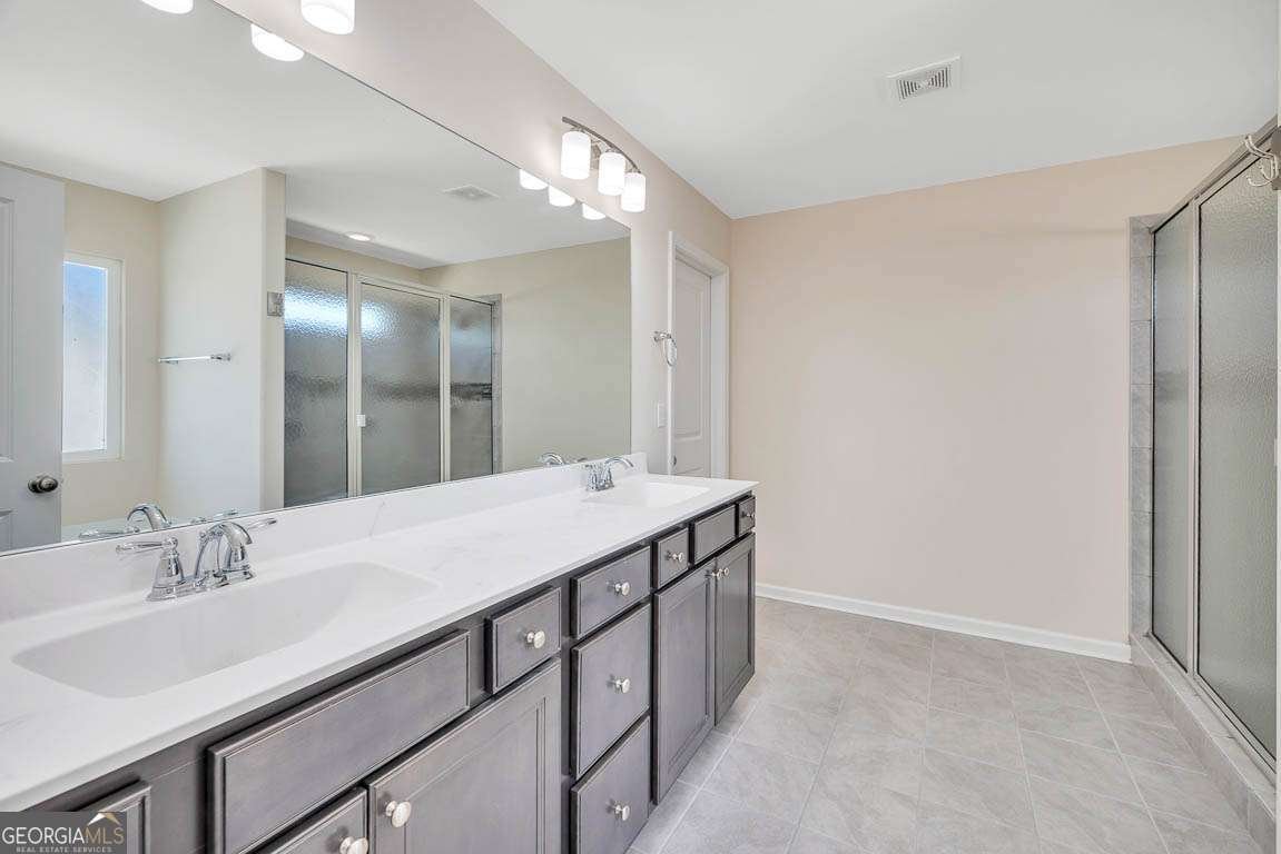 231 Chestnut Drive Brunswick - 28