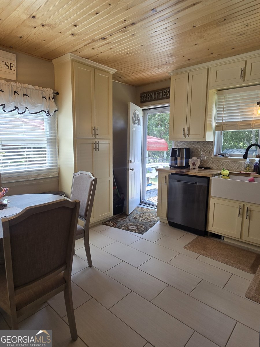 273 Old 27 Highway Roopville - 8