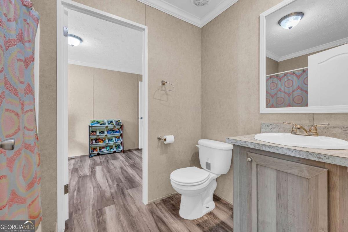 635 White Oak Trail Murrayville - 1