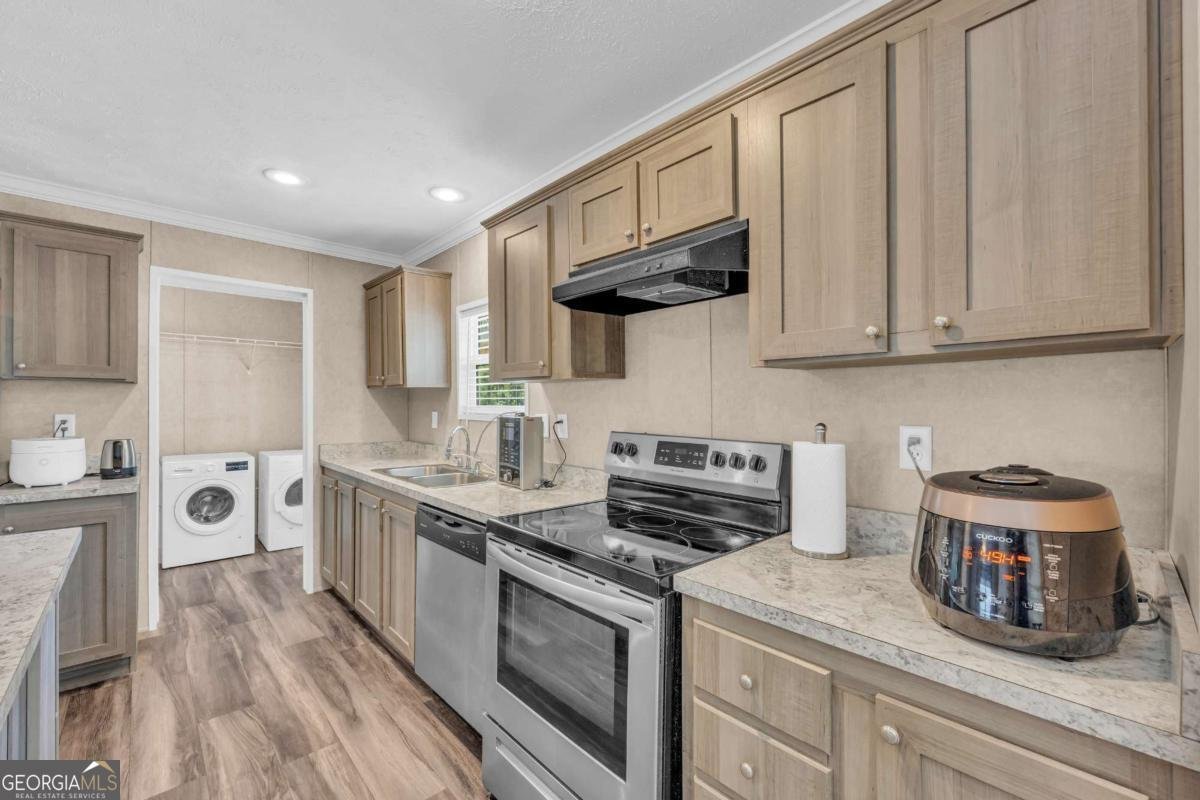 635 White Oak Trail Murrayville - 14