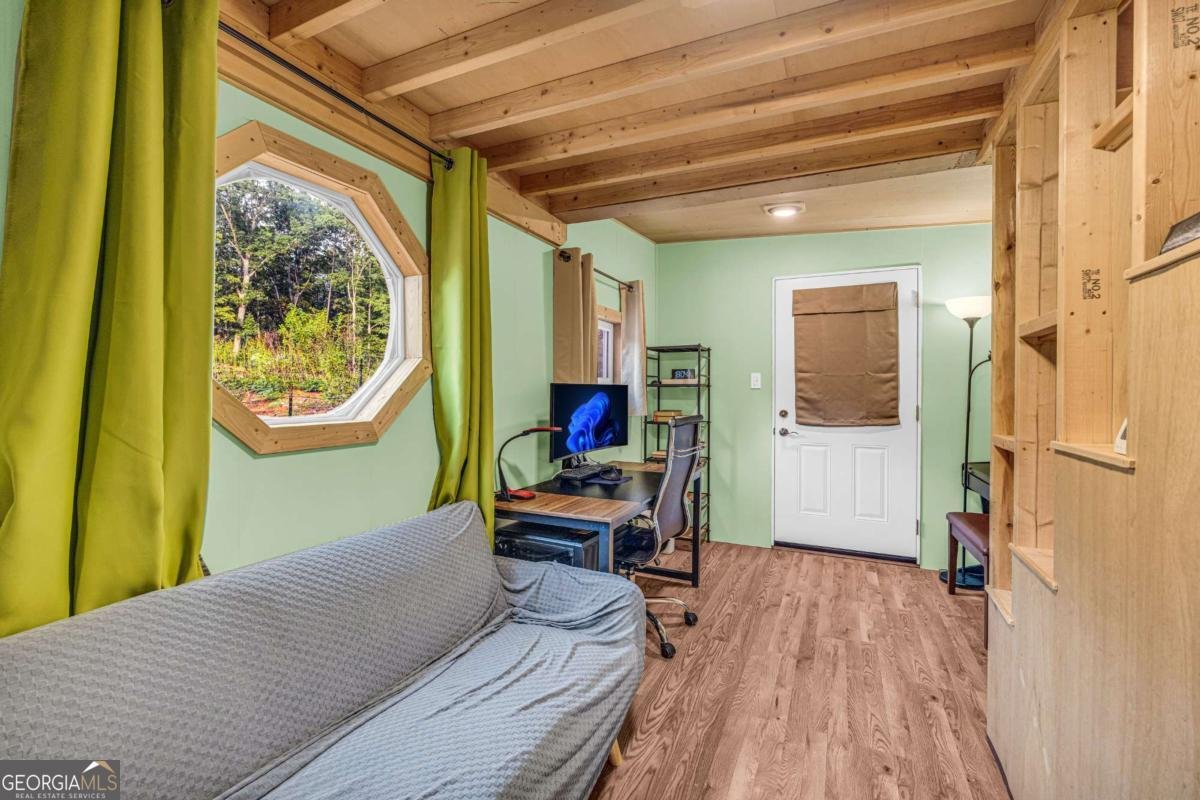 635 White Oak Trail Murrayville - 37