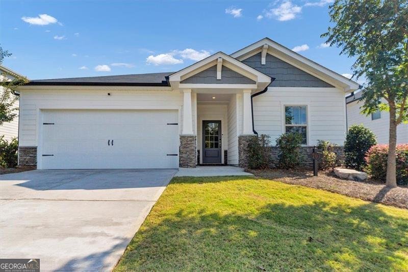 703 STATELY Drive Woodstock - 1