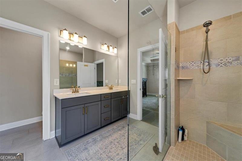 703 STATELY Drive Woodstock - 16