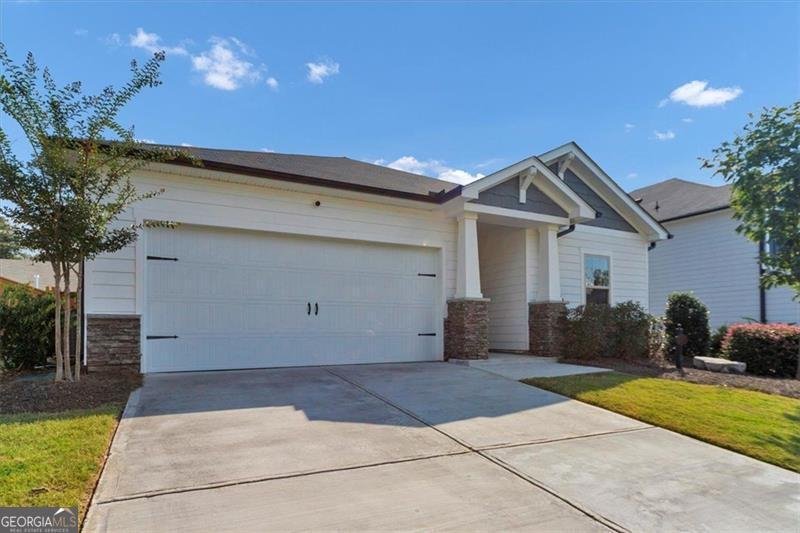 703 STATELY Drive Woodstock - 3