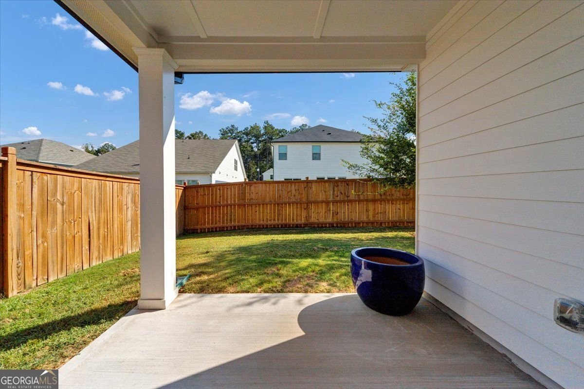 703 STATELY Drive Woodstock - 31