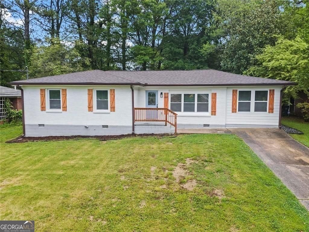 2478 Graywall Street East Point - 4