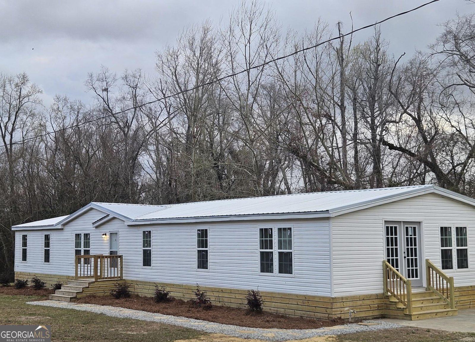 525 Horsefly Road Portal - 2