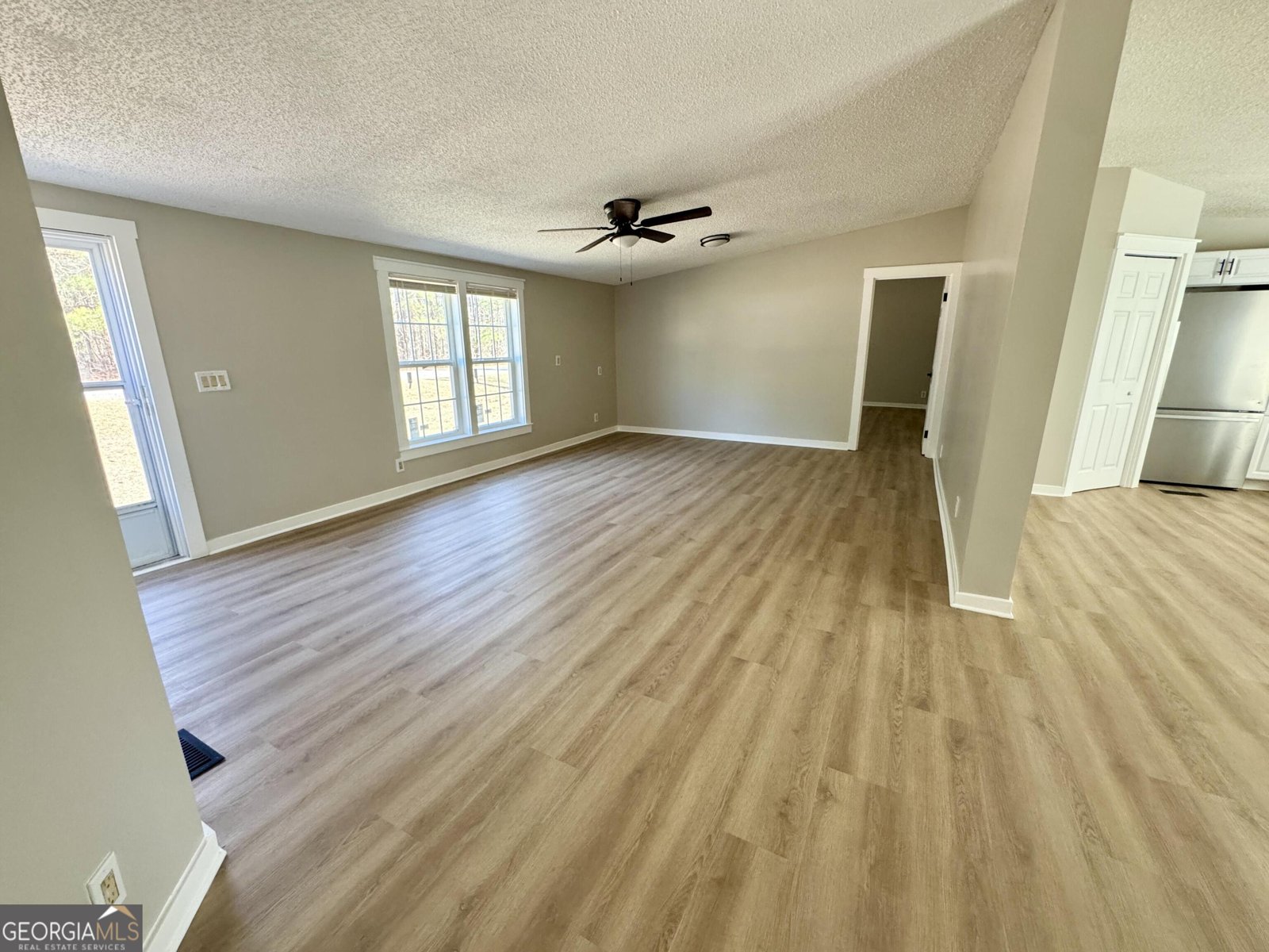 525 Horsefly Road Portal - 3
