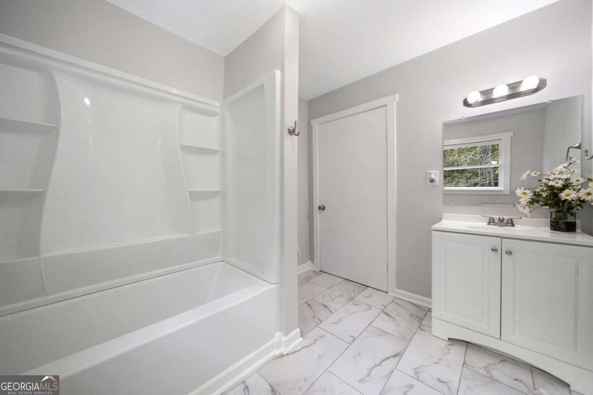440 Colbert Road Dallas - 35
