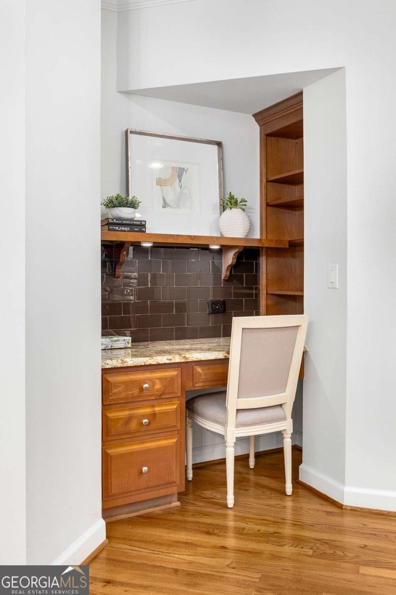 1120 Whitehall Pointe Sandy Springs - 20