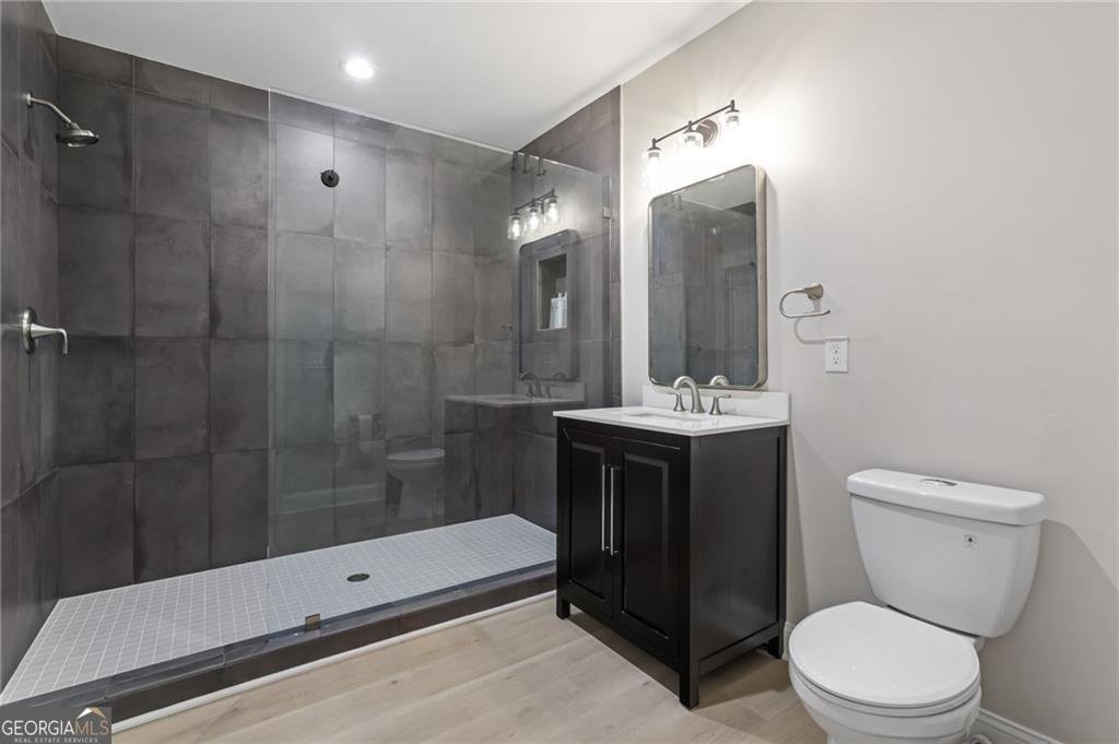 1050 Little River Lane Milton - 37