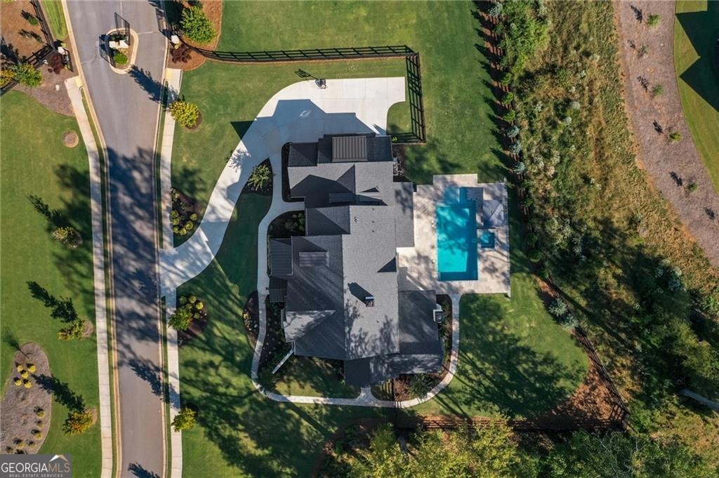 1050 Little River Lane Milton - 77