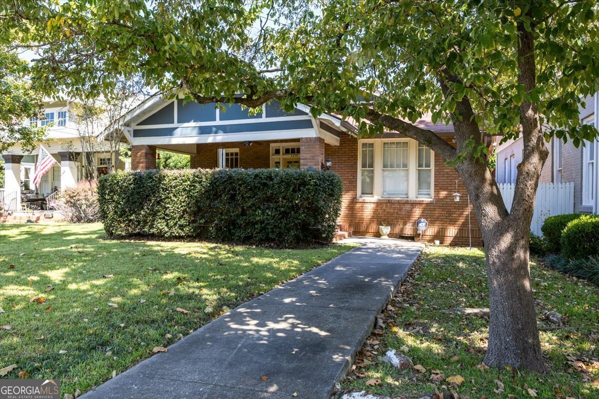 2579 Elizabeth Place Macon - 2