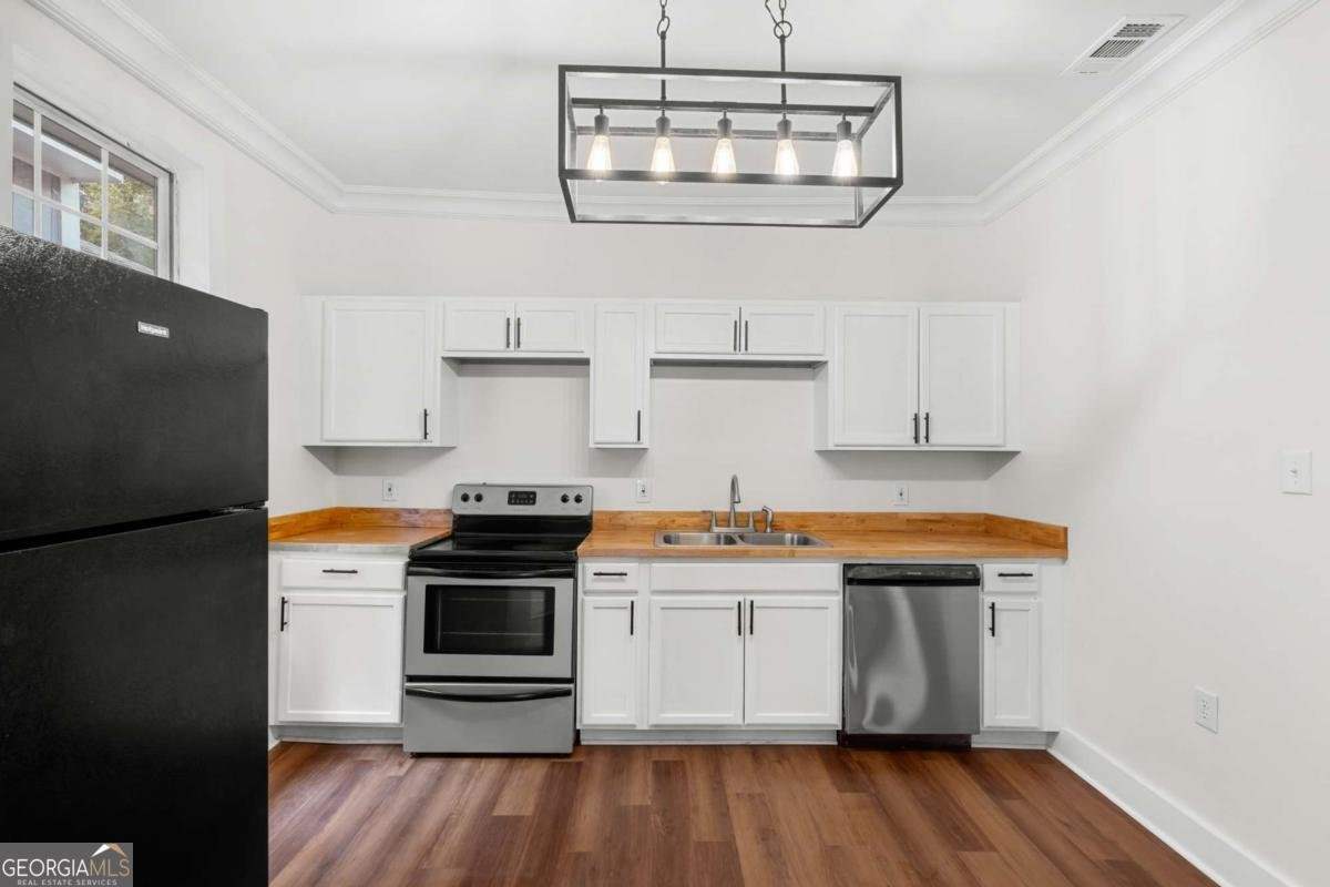 807 52nd Street Savannah - 7