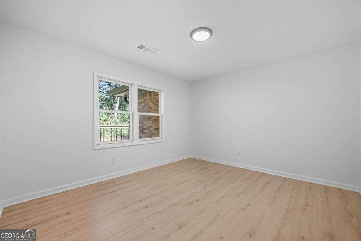 2885 Dale Creek Drive Atlanta - 24