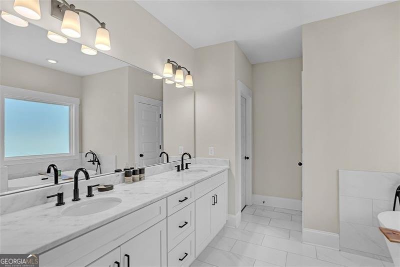 181 PARKER Road McDonough - 20