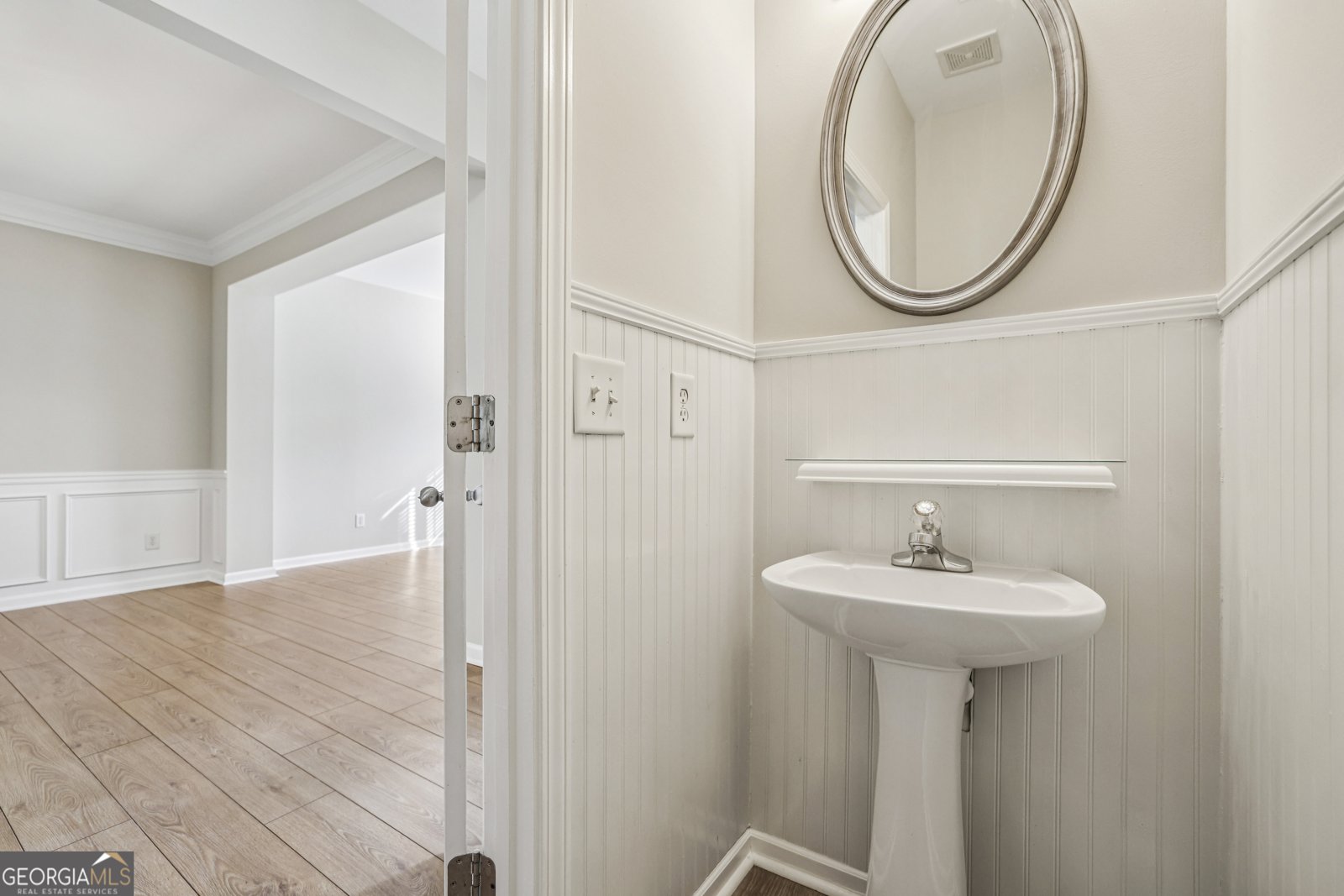 5660 Winter Bluff Way Sugar Hill - 10