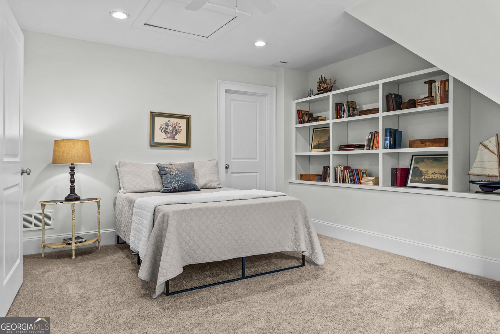 568 New Post Road Madison - 48