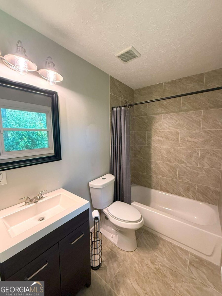 4428 COLONY EAST Drive Stone Mountain - 12