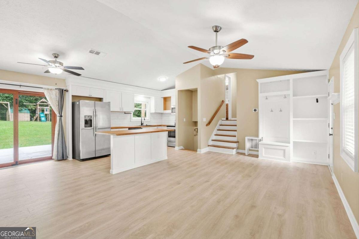 1007 Wayne Dr Snellville - 1